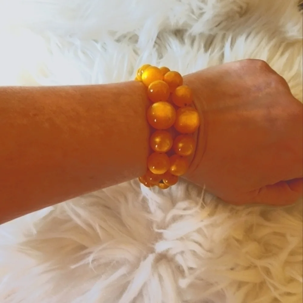 Vintage moonlight‎ Lucite wire strung bracelet